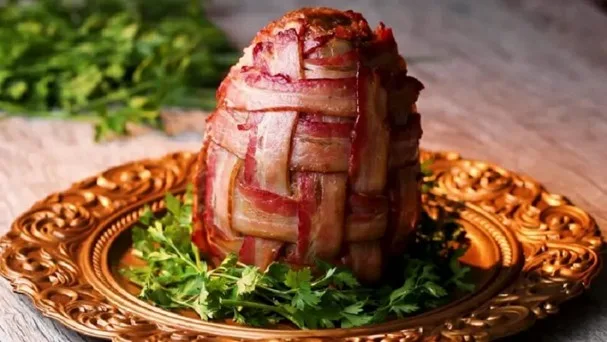 Não gosta de chocolate? Aprenda receita de ovo de Páscoa de bacon