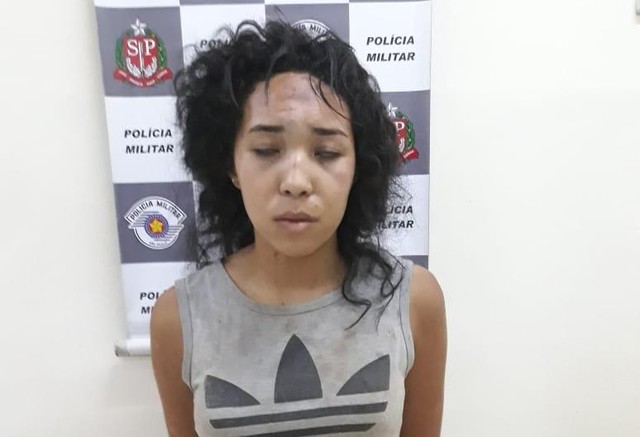 Jovem de 18 é presa suspeita de torturar e matar o irmão de 5 anos em Ritual Satânico