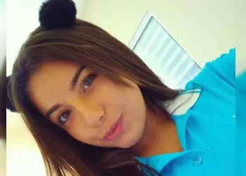 Corpo de Yasmin Gabrielle, ex-assistente mirim de Raul Gil, é velado