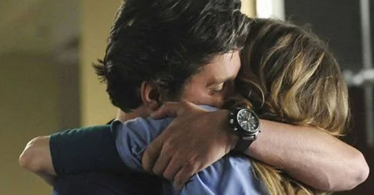 Precisamos de menos Whatsapp e mais abraços!