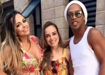 Agressão e processo milionário: termina relação de Ronaldinho com uma de suas namoradas