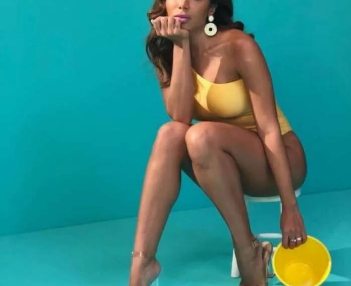 Anitta pode estar vivendo um affair com funkeira