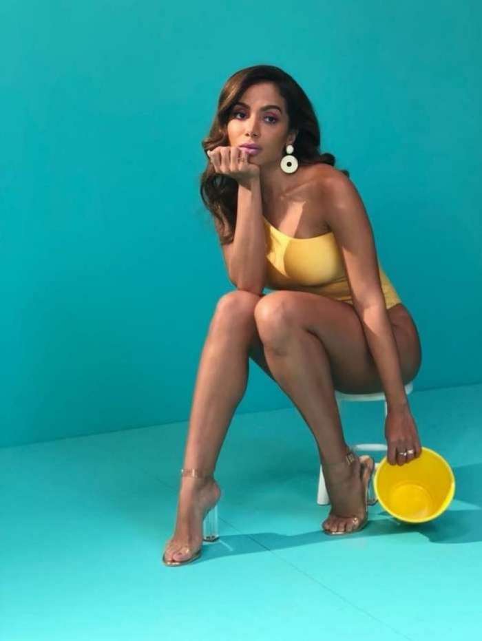 Anitta pode estar vivendo um affair com funkeira