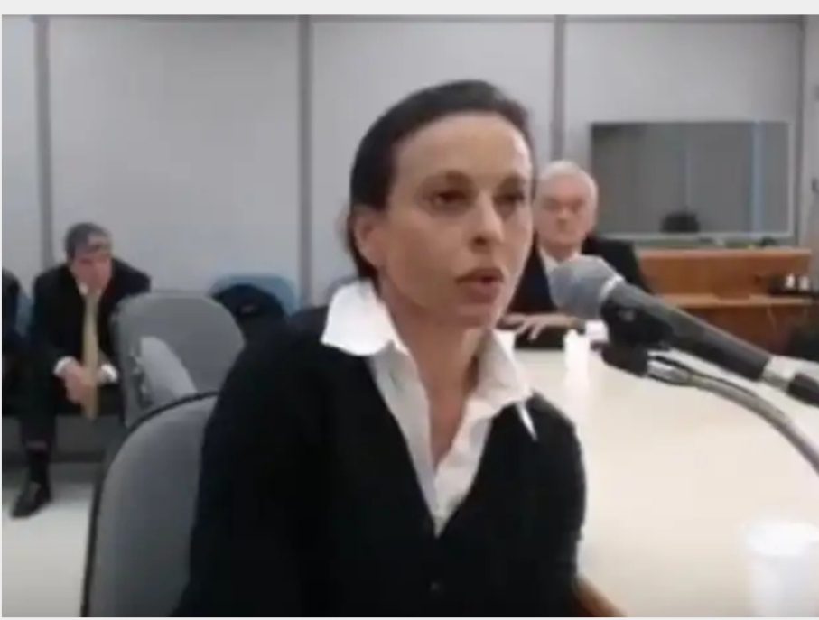 justiça determina bloqueio de bens de Adriana Ancelmo