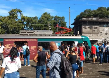 TIROTEIO EM ESTAÇÃO NA ZONA OESTE PARA TRENS NESSE MOMENTO( FOTOS)