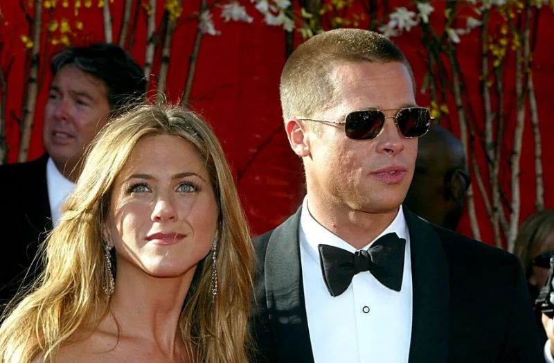 Brad Pitt presenteia Jennifer Aniston com mansão de R$ 310 milhões em aniversário