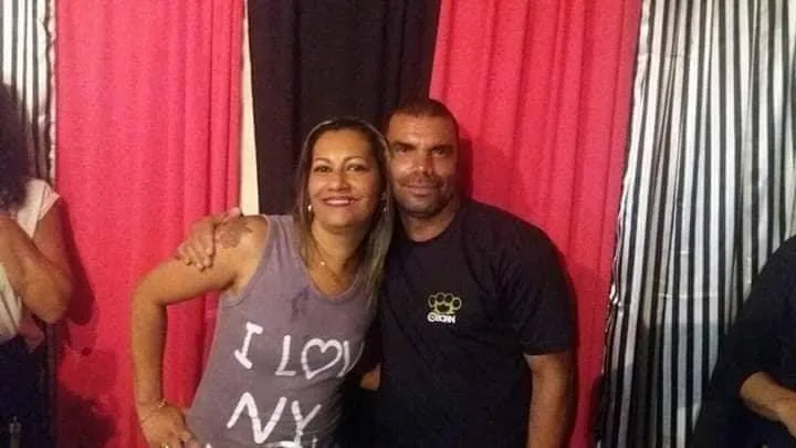 HOMEM MATA A MULHER E SE MATA EM BAIRRO NA ZONA OESTE!!