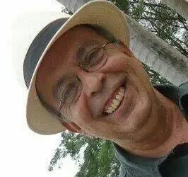 MEDICO DO HOSPITAL ROCHA FARIA É EXEMPLO DE AMOR E CARINHO COM OS PACIENTES!! AMOR A PROFISSÃO