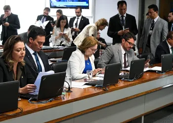 DOADORES DE SANGUE PODERÃO TER DIREITO A MEIA-ENTRADA