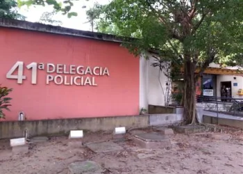 Policiais da delegacia do Tanque capturam acusado de homicídio em Guaratiba