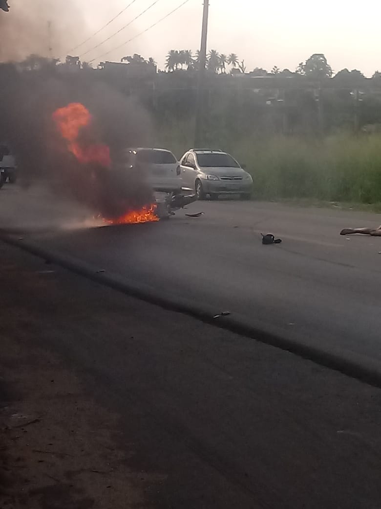 Acidente e morte na estrada Rio São Paulo agora há pouco