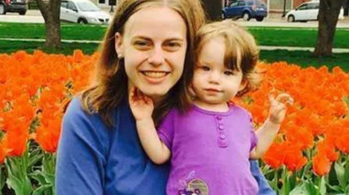 ‘MINHA BEBÊ MORREU POR CAUSA DE UM ERRO COMUM DA CRECHE’, ALERTA MÃE