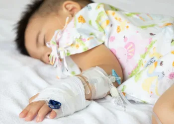 BEBÊ DE 6 MESES MORRE APÓS SEUS PAIS LHE DAREM MEL
