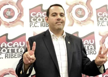 Diretor do Flamengo diz que torcedores não saberiam escrever “Mickey” certo