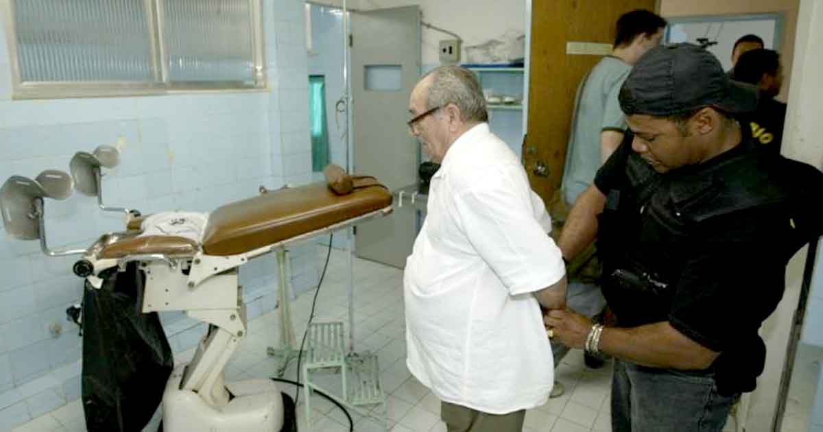 Ginecologista se recusa a atender travesti e é preso em flagrante por homofobia