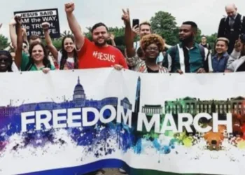 Marcha de ex-gays causa polêmica nas redes sociais e divide opinião dos internautas