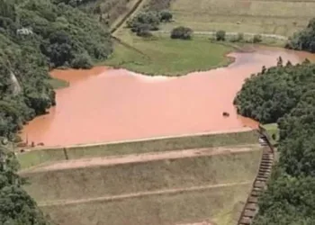 Barragem da Vale  pode romper nos próximos dias e circulação de trem é alterada