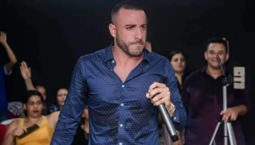 Homens armados invadem igreja para matar pastor Leonardo Sale