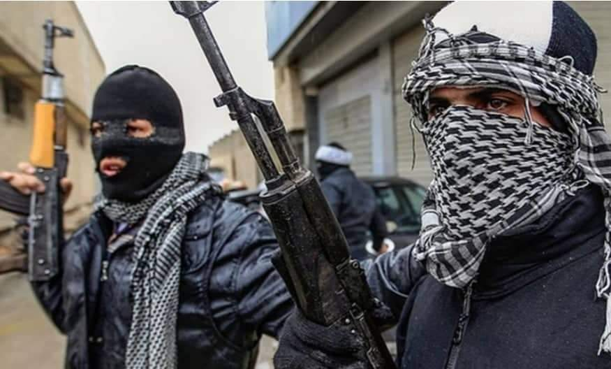 Terroristas desistem de incendiar igreja e se convertem, após terem visão de Jesus