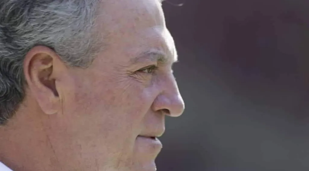 ABEL PEDE PRA SAIR….  E SAIU