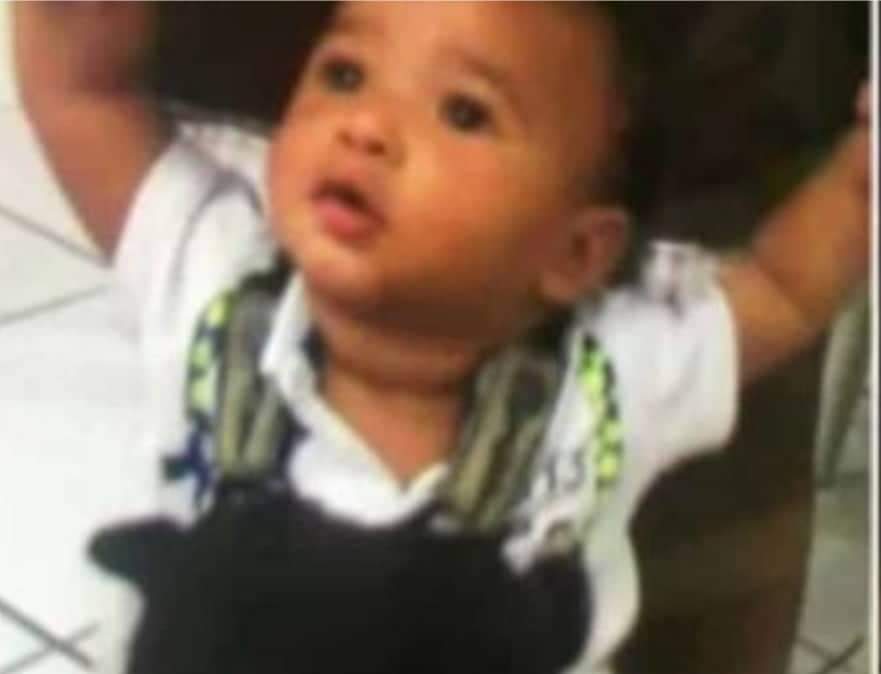 Bebê de dois anos morre eletrocutada após colocar carregador de celular na boca