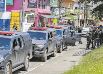 Violência crescente em Angra dos Reis obriga moradores a abandonarem suas casas em busca de paz
