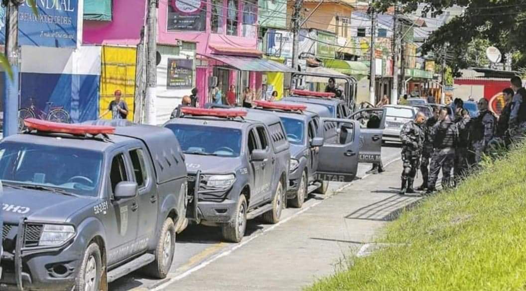 Violência crescente em Angra dos Reis obriga moradores a abandonarem suas casas em busca de paz