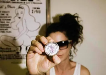 LUBRIFICANTE FEITO DE MACONHA, ‘XAPA XANA’ PROMETE ORGASMOS DE ATÉ 15 MINUTOS