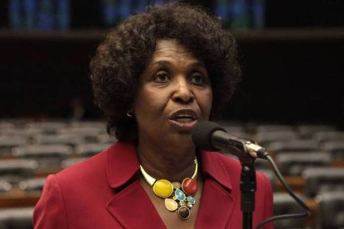 Bens de Benedita da Silva são bloqueados pela Justiça