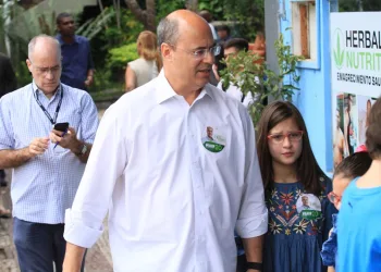 Witzel contraria promessa de campanha e recorre a hospital particular
