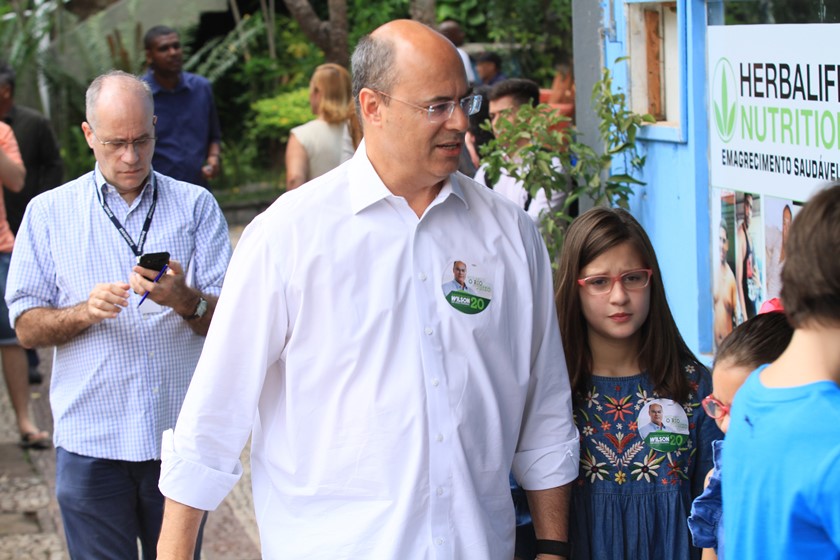 Witzel contraria promessa de campanha e recorre a hospital particular