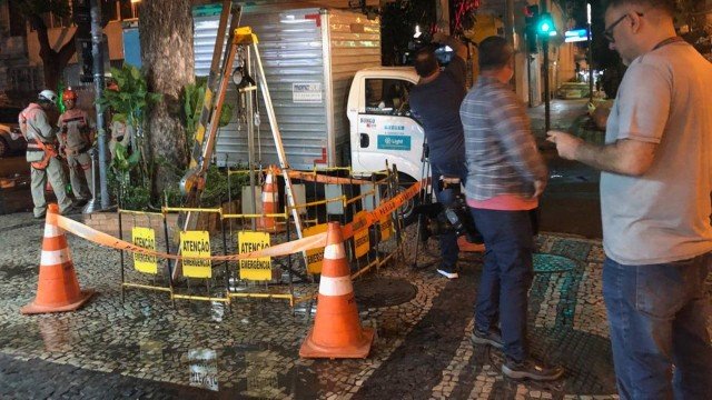 Explosões em três bueiros em Copacabana assustam moradores