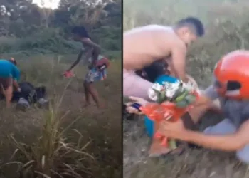 Homem se finge de morto para pedir mulher em casamento e ela quase ‘morre do coração’