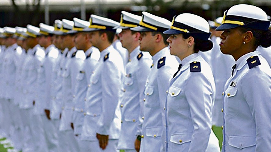 Editais da Marinha 2019 abrem 151 vagas para nível médio e superior! Até R$7.490,00