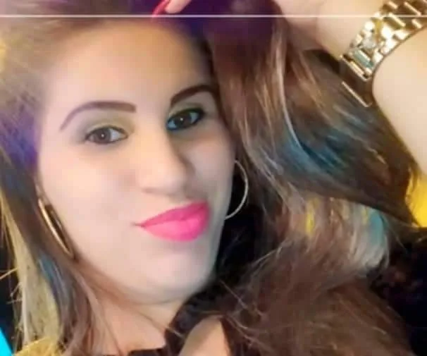 Pela Internet mulher descobriu a morte da irmã no massacre em bar do RJ