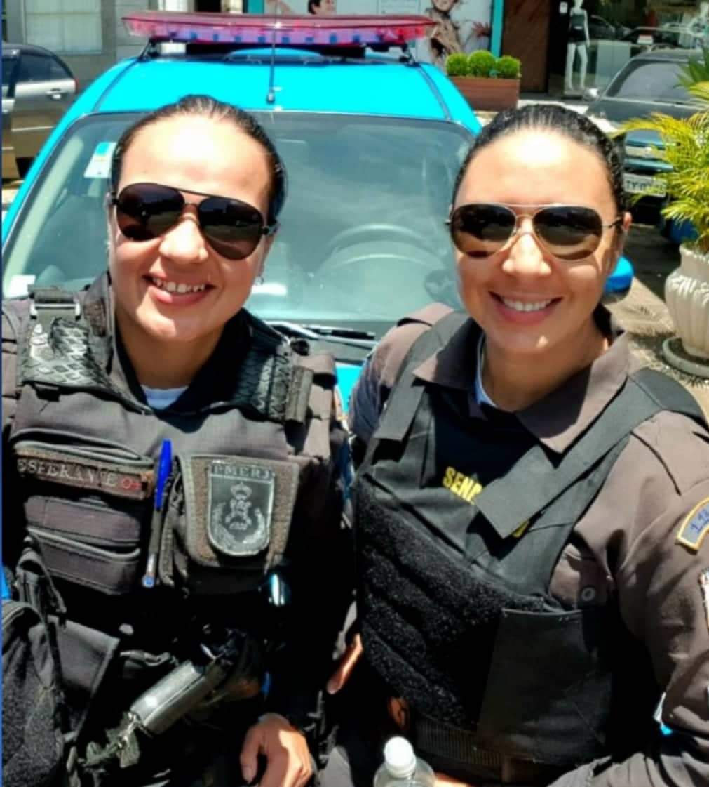 Casal de PMs viraliza em post de dia dos namorados