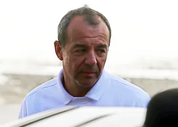 Cabral é punido por causa de “cinema particular” na prisão