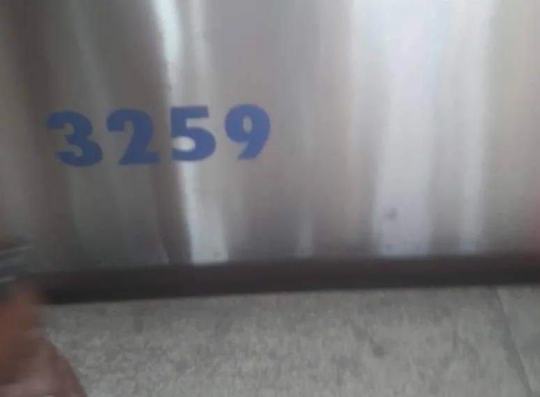 TIRO E CONFUSÃO ENTRE AMBULANTES E POLICIAL NA PLATAFORMA DO RAMAL SANTA CRUZ NA CENTRAL DO BRASIL