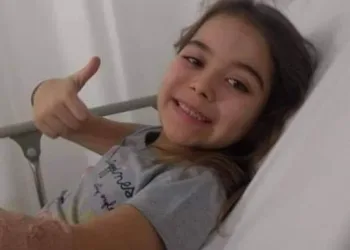 Atenção papais e mamães essa mensagem é um alerta para todas as crianças( FOTOS)