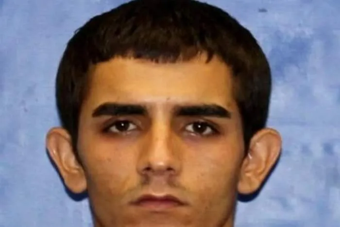 Homem é procurado por matar mulher com machado e enterrá-la em comunidade no RJ