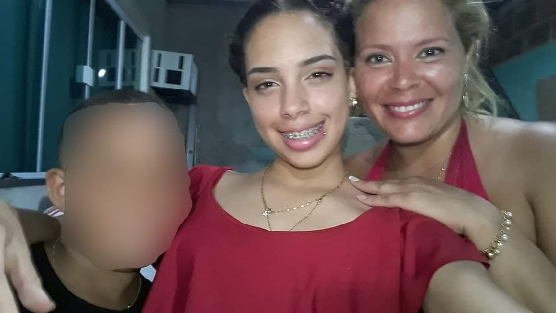 MÃE E FILHA ASSASSINDAS NO RJ!!