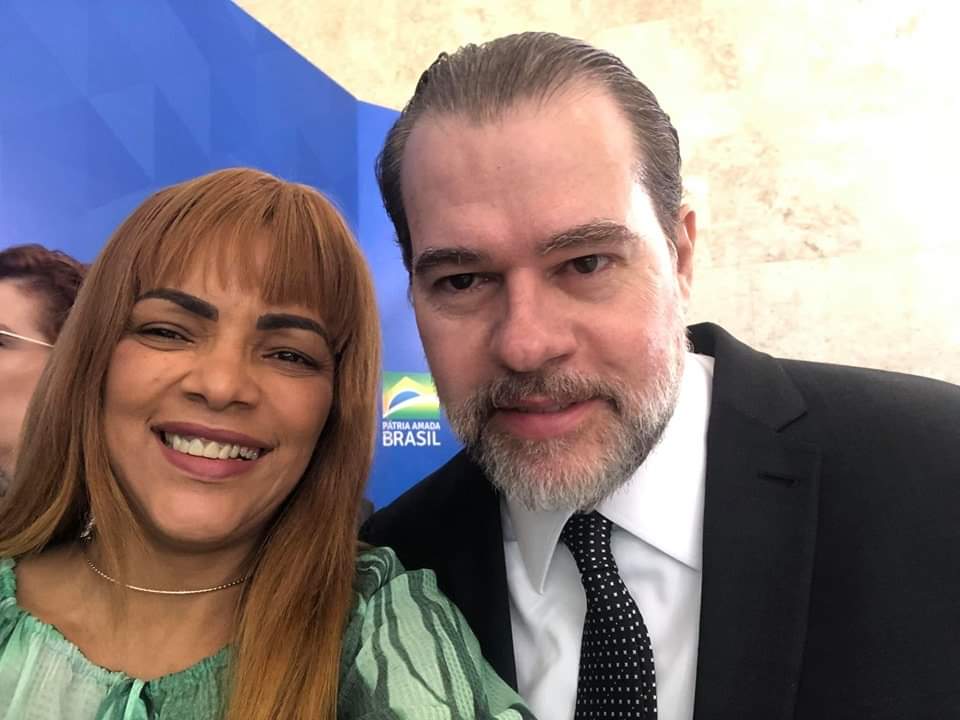 FLORDELIS PODE SER PRESA ESSA SEMANA