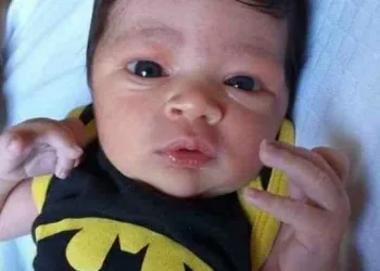 URGENTE!! BEBÊ É MORTO COM TIRO NA ZONA OESTE