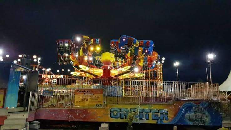 JOVEM SOFRE ACIDENTE EM BRINQUEDO DE PARQUE EM SHOPPING NA ZONA OESTE