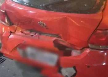 TIROS E PERSEGUIÇÃO AGORA EM UM BAIRRO NA ZONA OESTE(FOTOS)