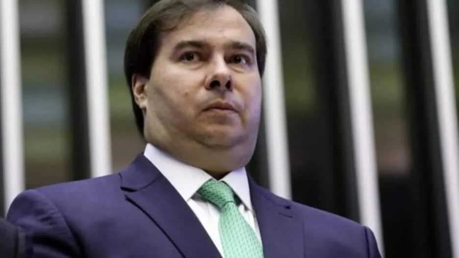Exclusivo: Delator diz que Rodrigo Maia aceitava até x-bacon como propina