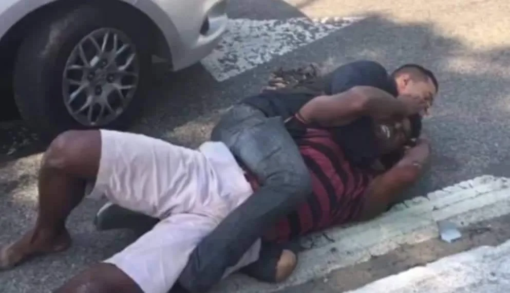 PM à paisana prende criminoso que assaltou mulher no Centro