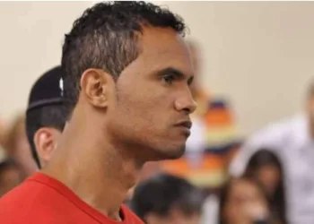 Ex-goleiro Bruno deixa presídio com regime semiaberto domiciliar
