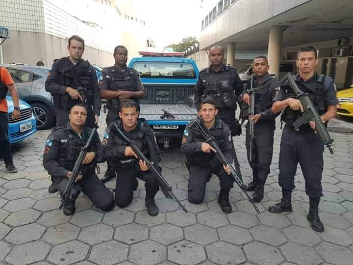 PRA CIMA DELES!! BANDIDOS SÃO MORTOS NO RJ( FOTOS)