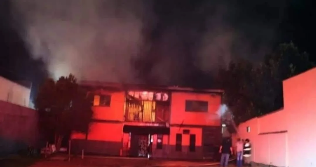 Sem pagamento, prostitutas ateiam fogo em boate